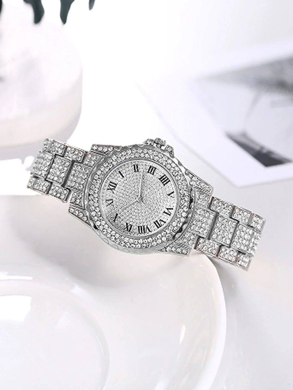 Star-studded stainless steel bracelet diamond-encrusted hip-hop men's watch with water crystal Roman numerals and date display
